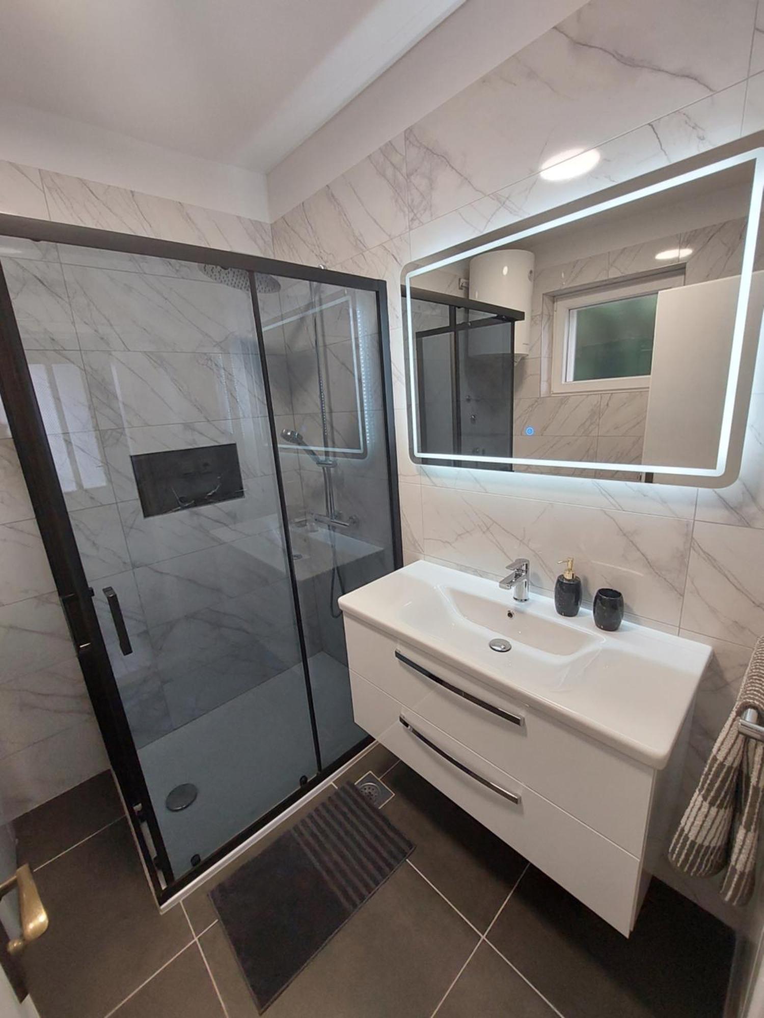 מאקרסקה Apartmani Matija מראה חיצוני תמונה