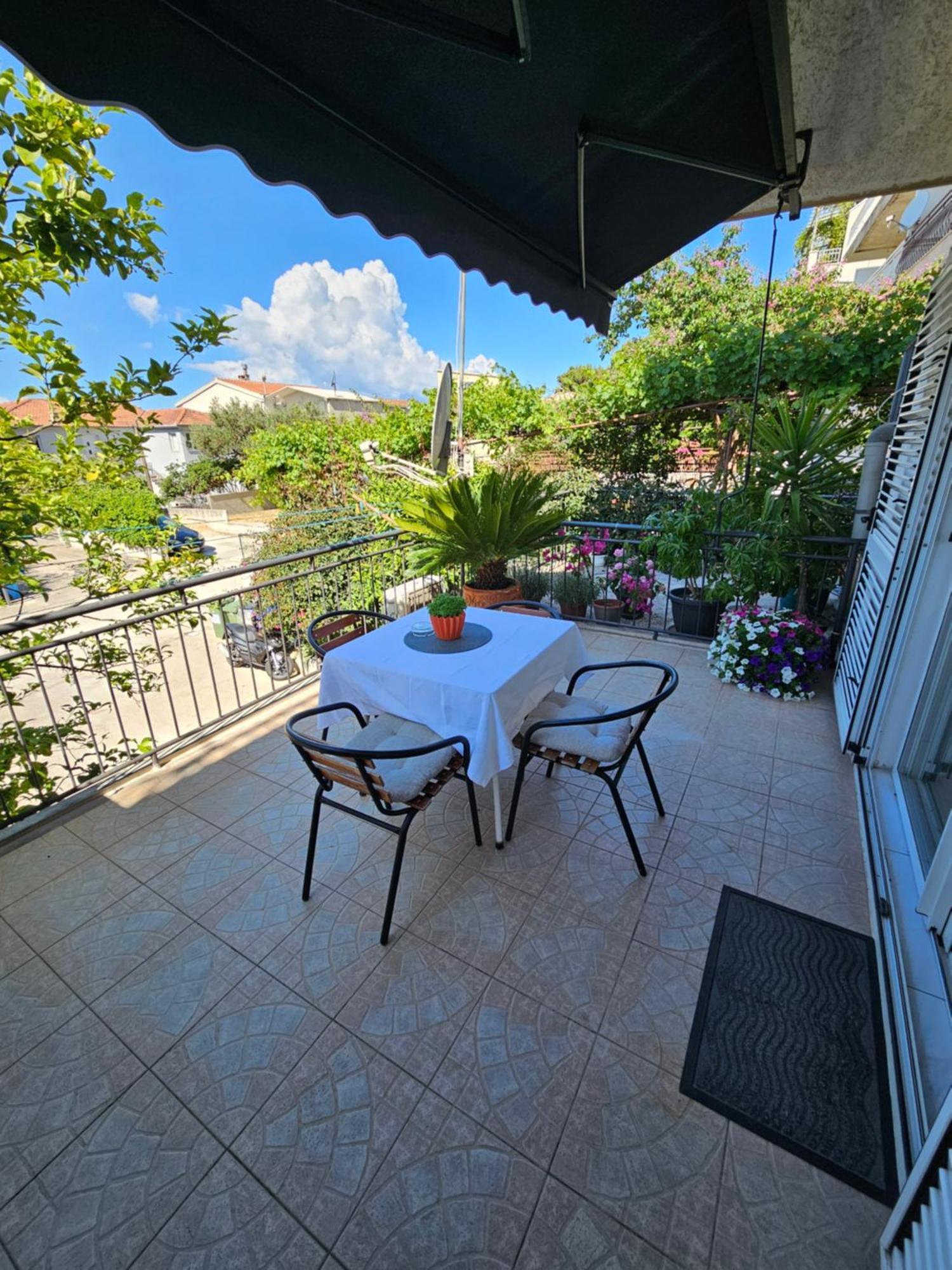 מאקרסקה Apartmani Matija מראה חיצוני תמונה